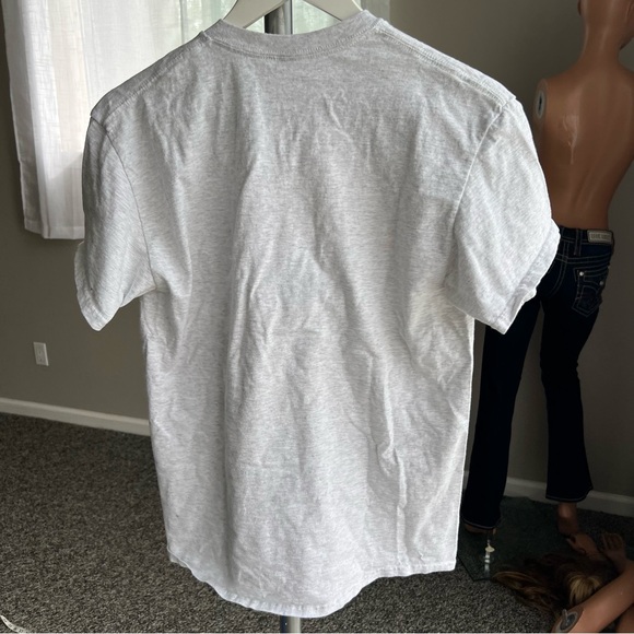 Nike light gray T-Shirt with embroidery - Picture 4 of 6